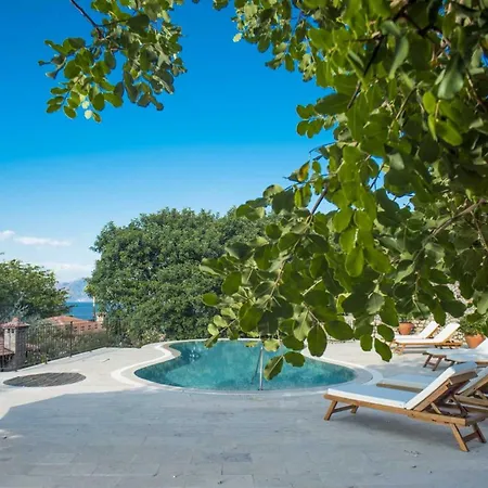Teras 4, Florya Case de vacanță *